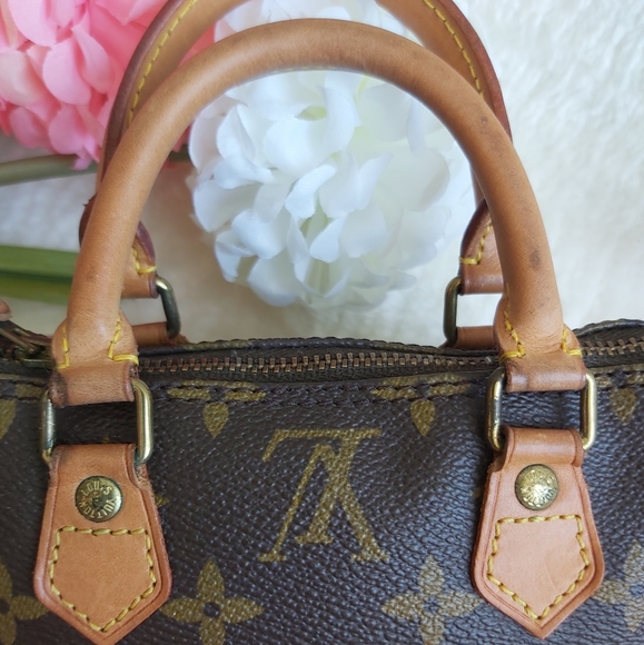 ‼️SOLD‼️ Louis Vuitton Mini Speedy with strap - Picture 13 of 16